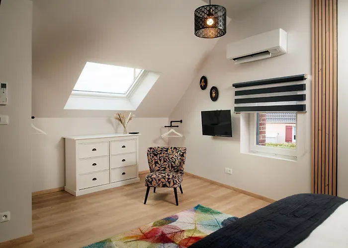 Le Clos 1899 Holiday home Le Vaudreuil